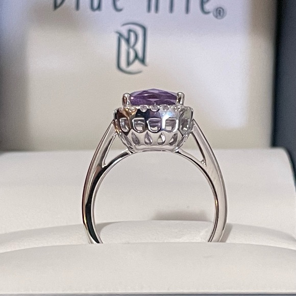 Steeling Silver Amethyst Ring - Picture 6 of 6